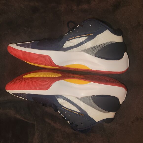 NIKE JORDAN ZOOM SEPARATE MIDNIGHT NAVY WHITE UNIVERSITY RED GOLD SIZE 12.5 - Picture 9 of 10